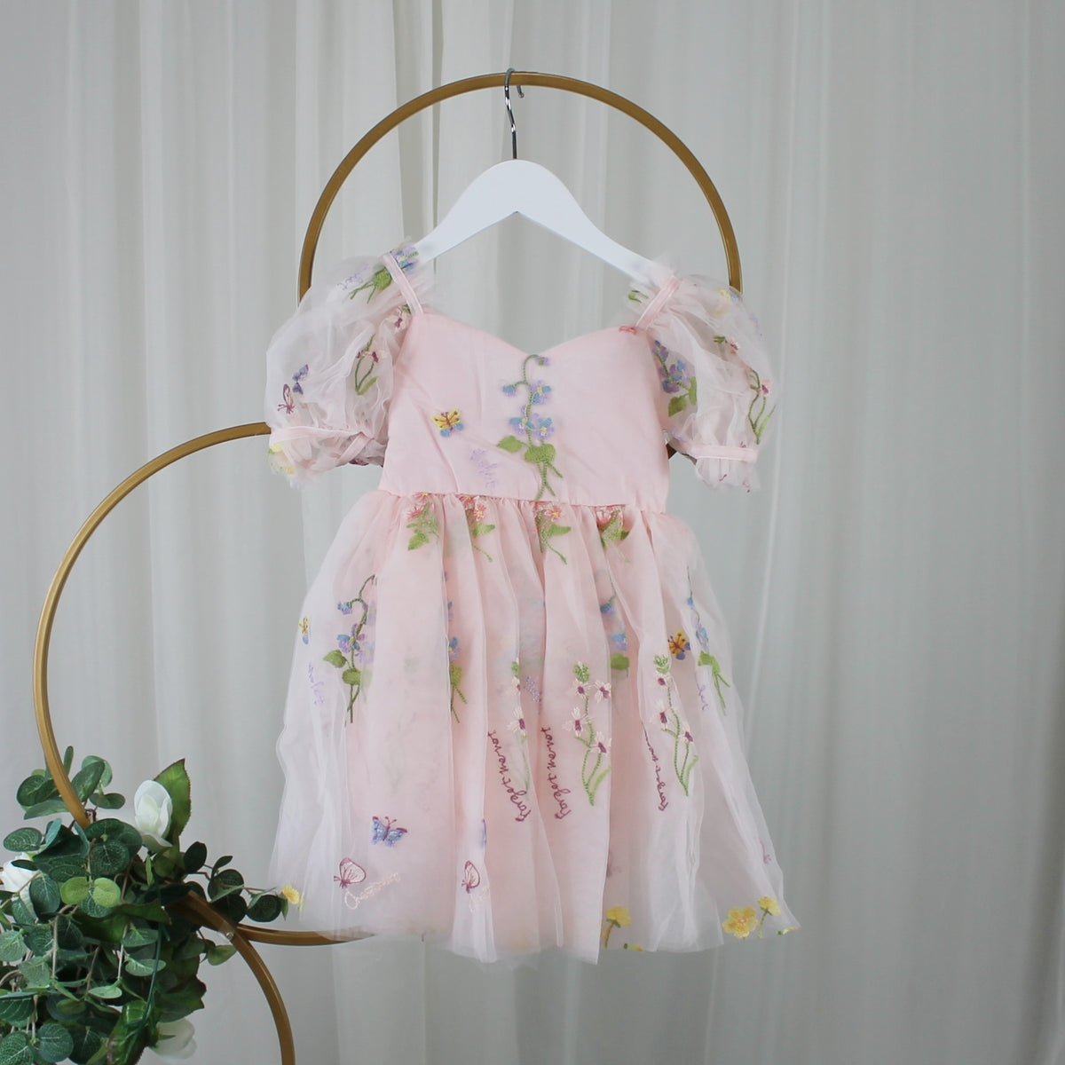 girls light pink lower girl dress for special occasions. 